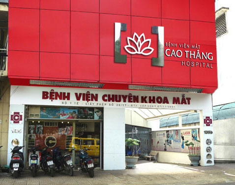 Thiết kế thi công bảng hiệu mặt tiền cửa hàng - trung tâm đẹp